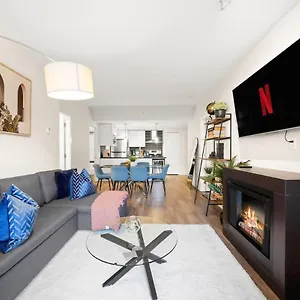 Dazzling By Stadium Downtown With Free Parking Vancouver